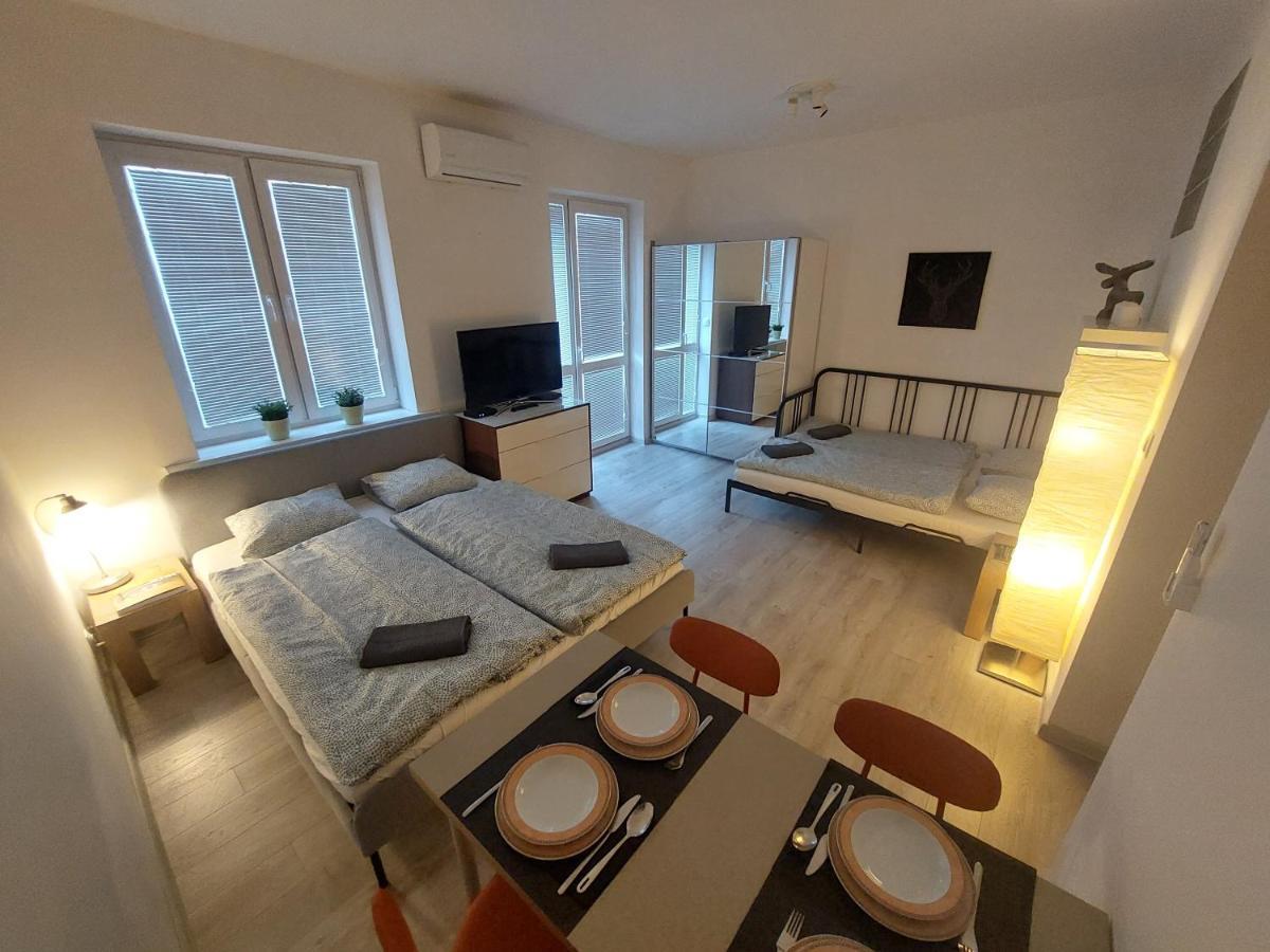 Апартаменты Utulny Apartman S Balkonom Братислава Экстерьер фото