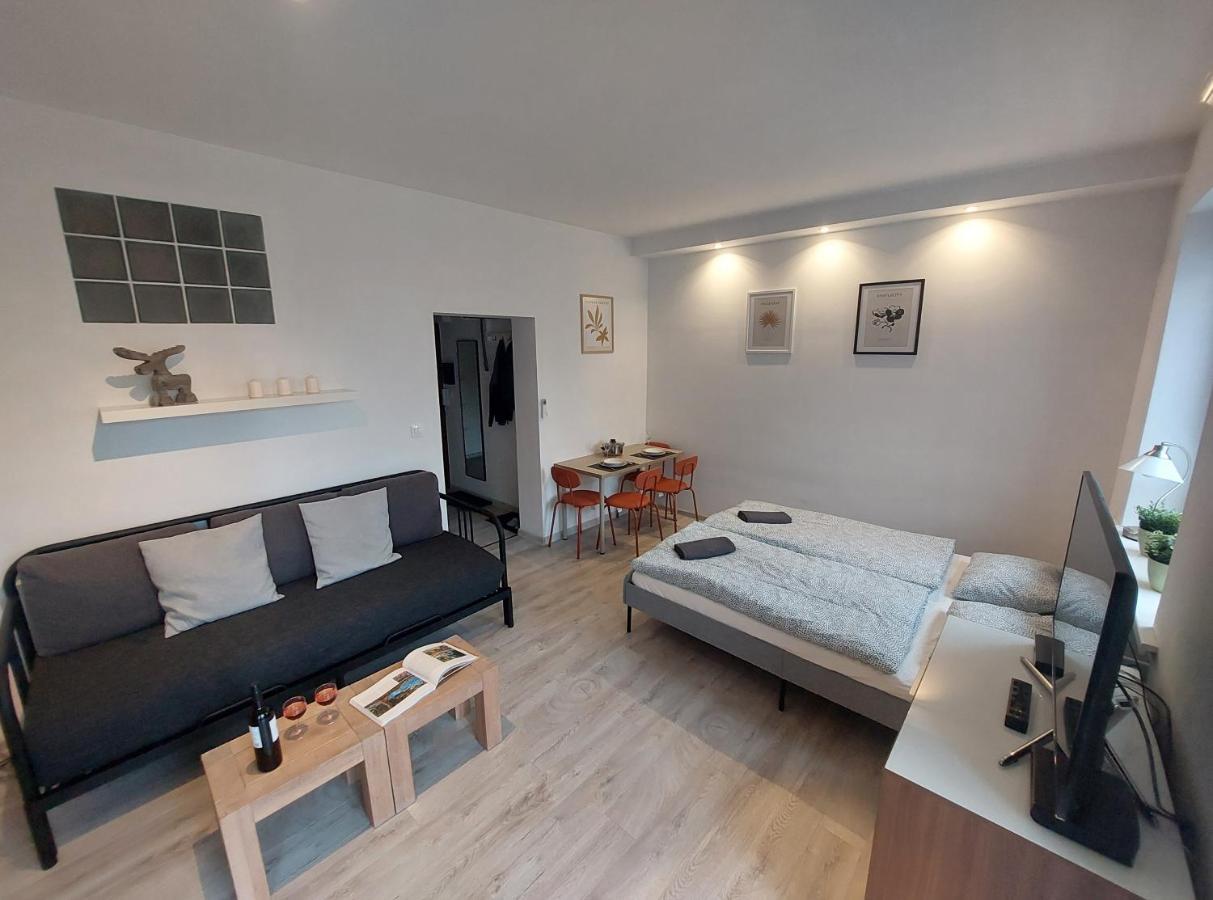 Апартаменты Utulny Apartman S Balkonom Братислава Экстерьер фото