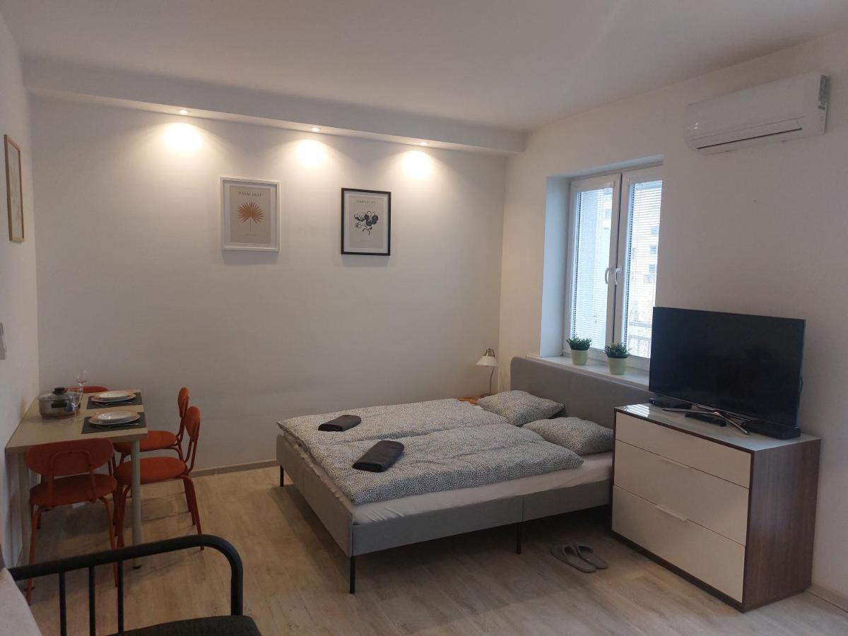 Апартаменты Utulny Apartman S Balkonom Братислава Экстерьер фото