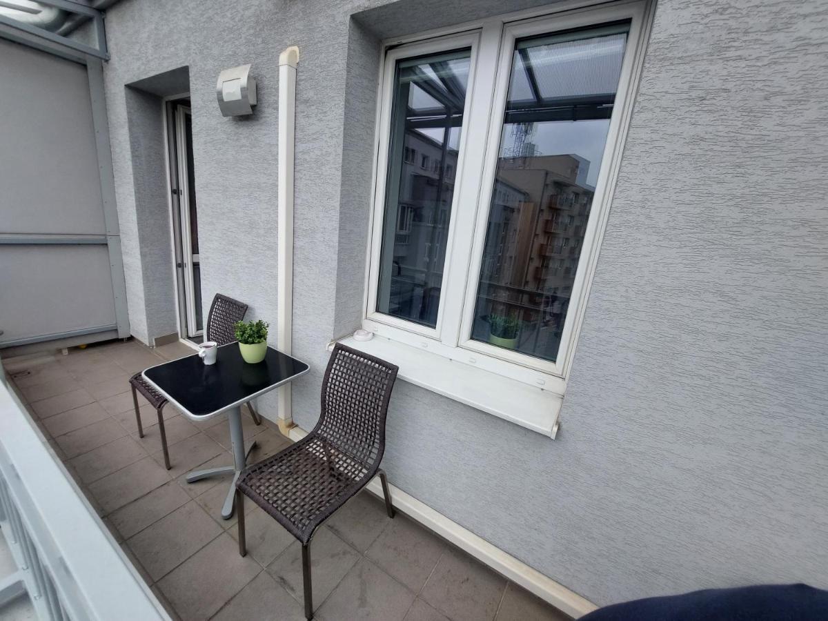 Апартаменты Utulny Apartman S Balkonom Братислава Экстерьер фото
